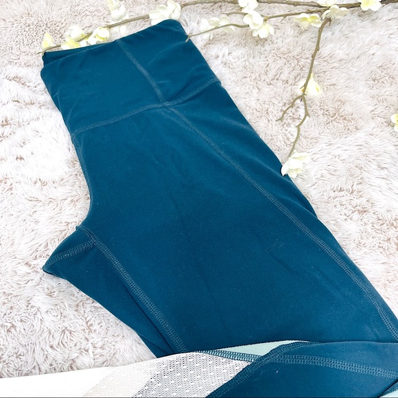 ATHLETA color block 7/8 leggings - Picture 6 of 11